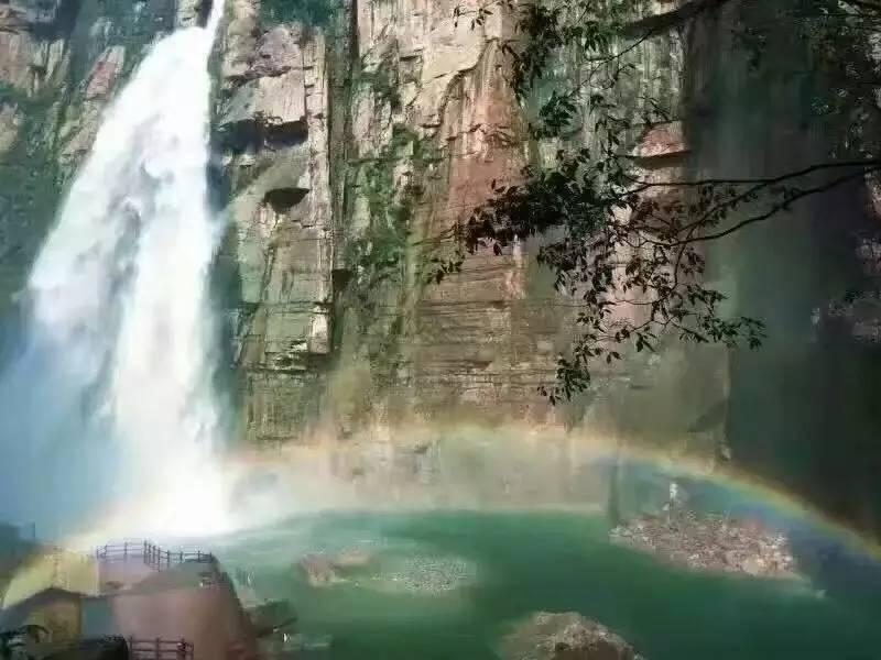 憨豆先生找小熊